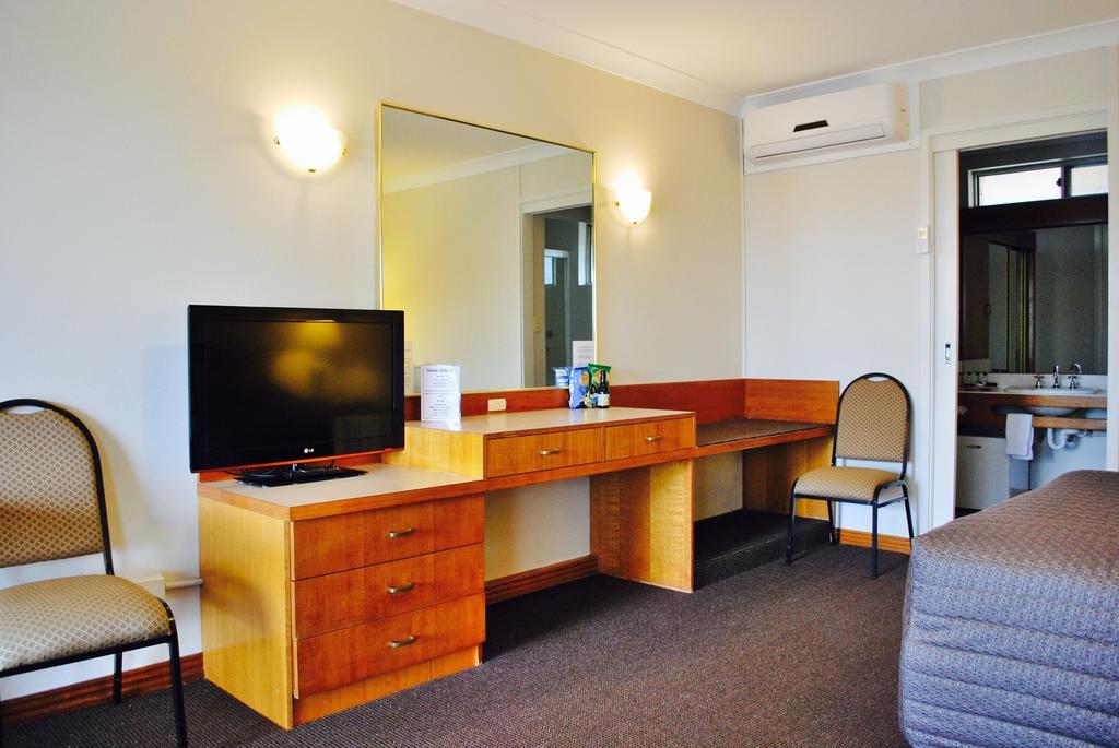 Cascades Motor Motel 3*